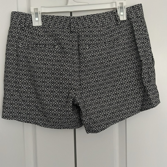 Banana Republic Shorts - Picture 2 of 3